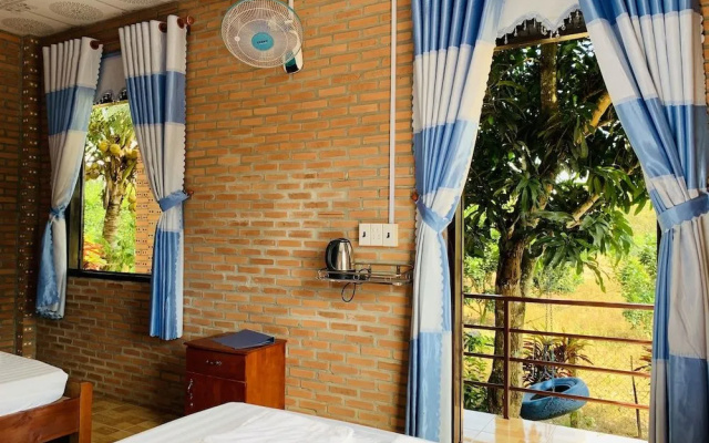 Gibbon Singing Homestay