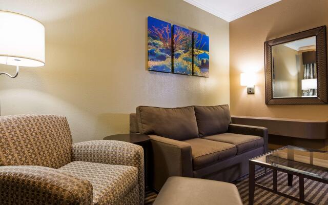 Best Western Royal Sun Inn & Suites