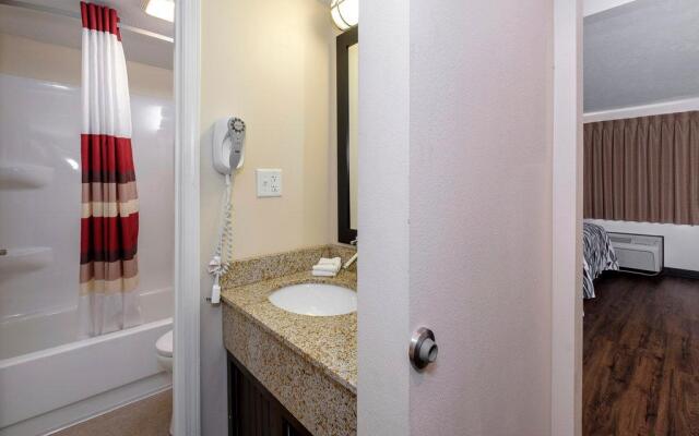 Red Roof Inn Vermillion - U Of South Dakota