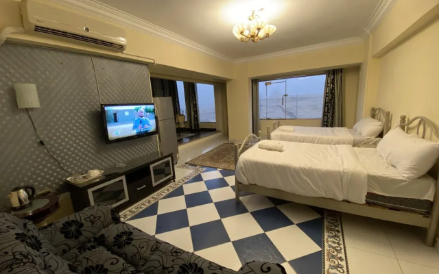 Pyramita Hotel