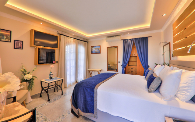 Hadrian Hotel