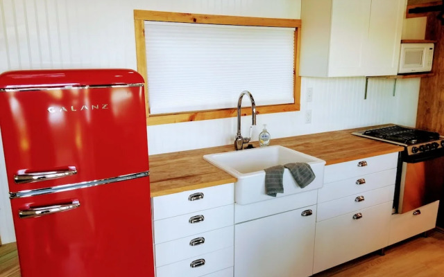 Orlando Lakefront Tiny House Community