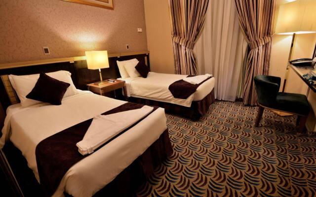 Al Majeedi ARAC Suites