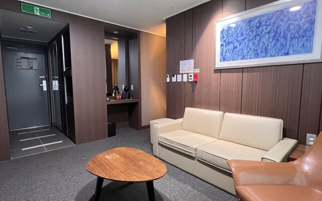 Jinju Raon Stay in Perla