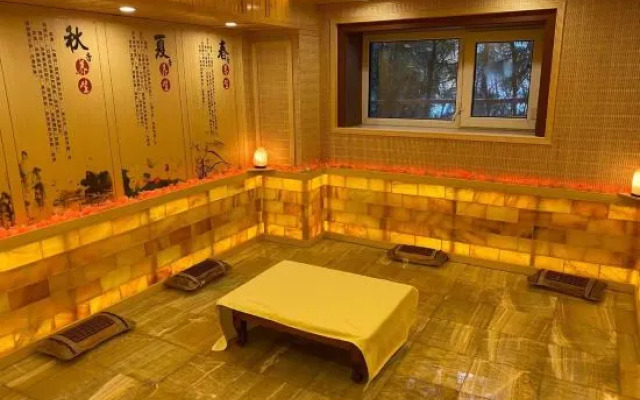 Lanxinmeng Yinxuege Holiday Hotel