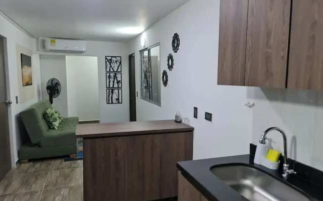 RG33 ApartaSuites