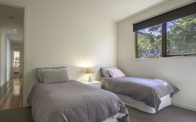 Blairgowrie Moonah Beach House