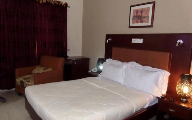 Golden Tulip Lagos Airport Hotel