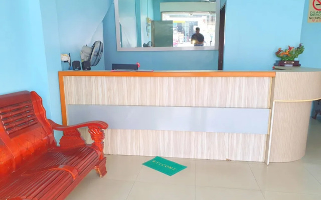 OYO 89737 Hotel Tishoa