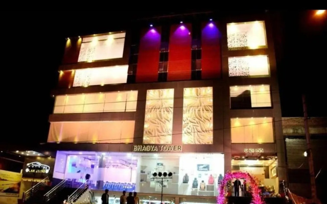 Oyo 11375 Hotel G20 Inn