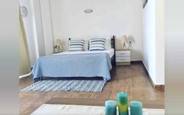 Grande Blue Suites with private bay