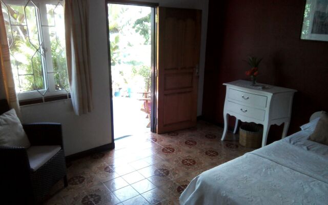 CHEZ LORNA 3 nights or plus