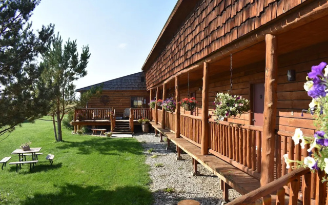 Beartooth Basin Bunkhouse