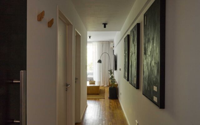 Charming 1 bedroom Apartment II