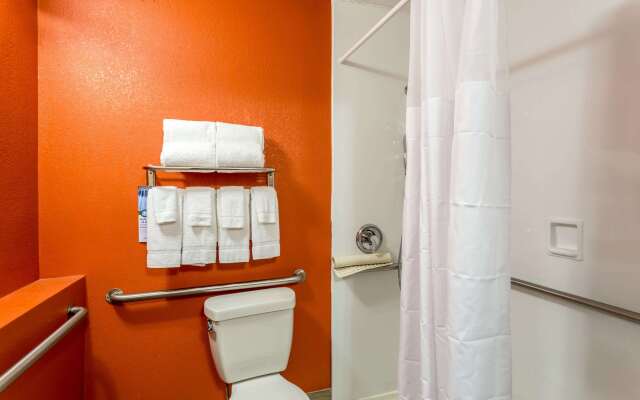 Comfort Inn & Suites Nashville Downtown – Stadium