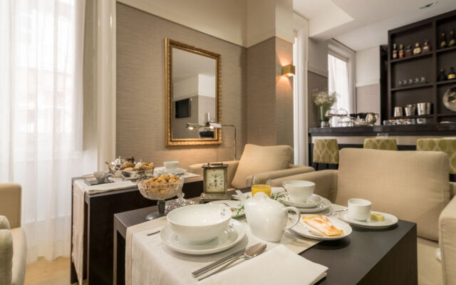 Universal Boutique Hotel