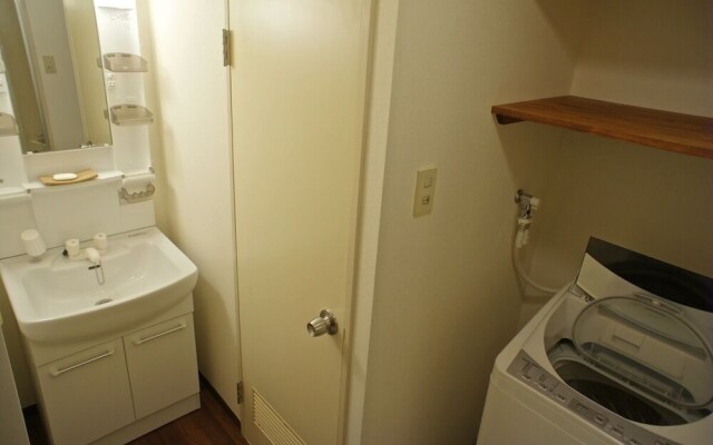 Nishi-Ikebukuro 3 Apartment