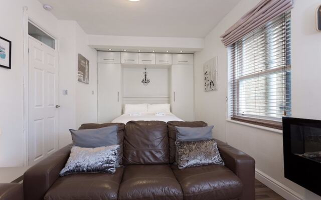 Bright & Spacious Studio in Notting Hill Gate