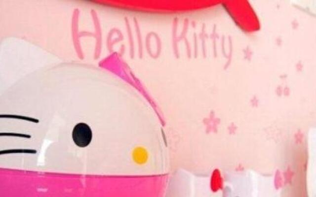 Hello Kitty Theme Apartment