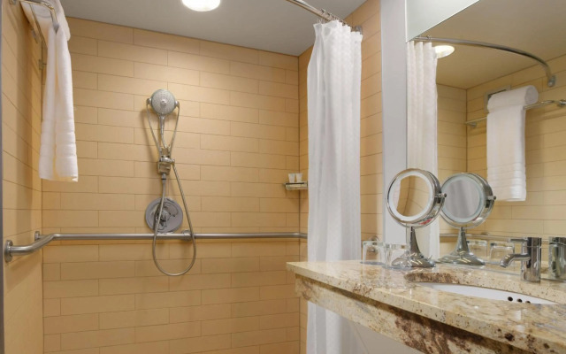 The Westin Galleria Dallas