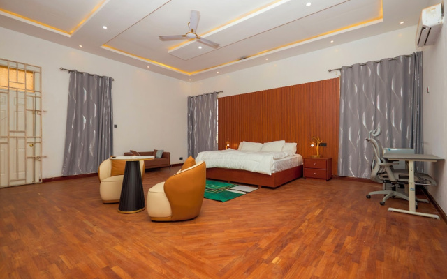 Tamarind Guesthouse and Suites