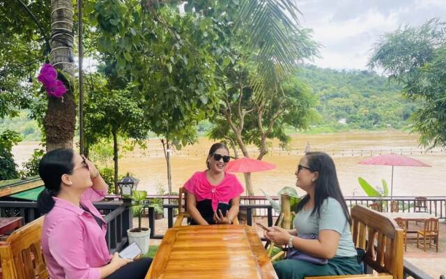 Anisa Mekong Riverside Villa