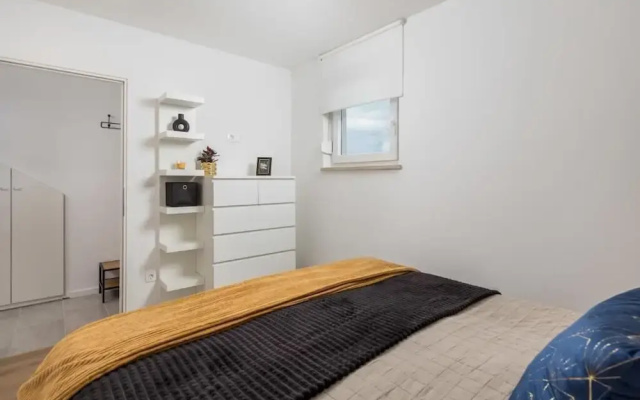 Apartments Bako