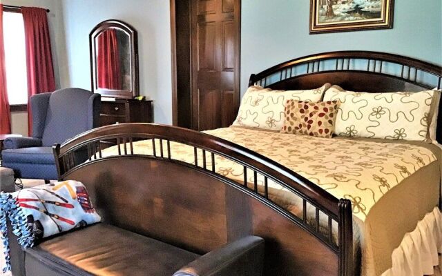 Black River Inn Bed and Breakfast