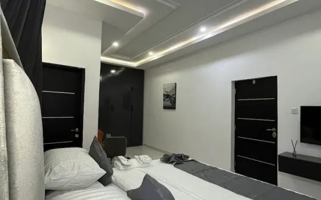 R-Oak Hotels and Apartments