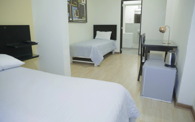 Miraflores Rooms