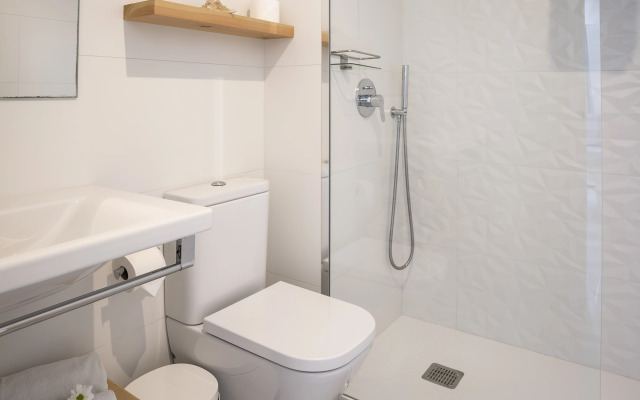 Apartamentos Las Brisas I & II