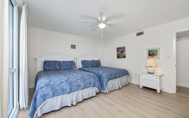 Shoreline Towers 2036 3 Bedroom Condo