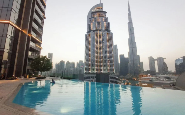 Direct Dubai Mall Access Downtown Boulev