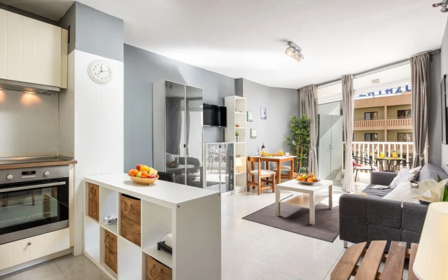 M4F Sweet Apartment Close to the Beach