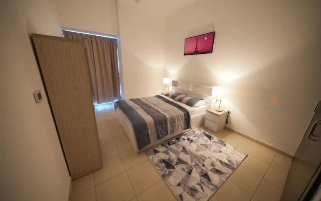Luxury 2-Bedroom Stay in the Heart of Churchill