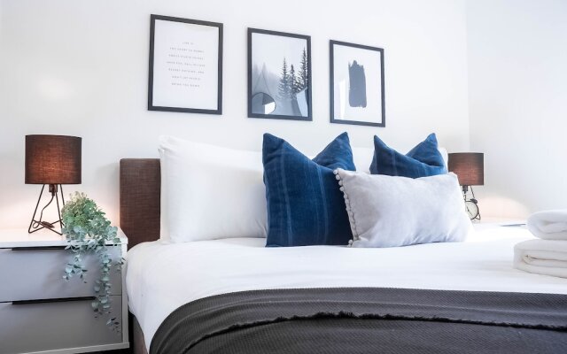 The Interchange Apartment by Opulent