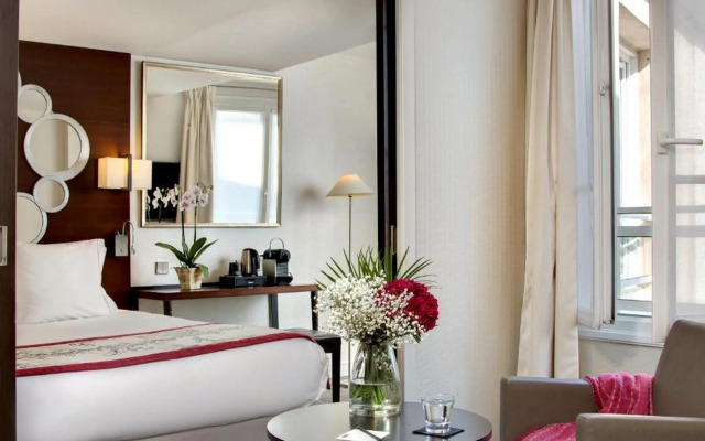 Hotel Le Senat