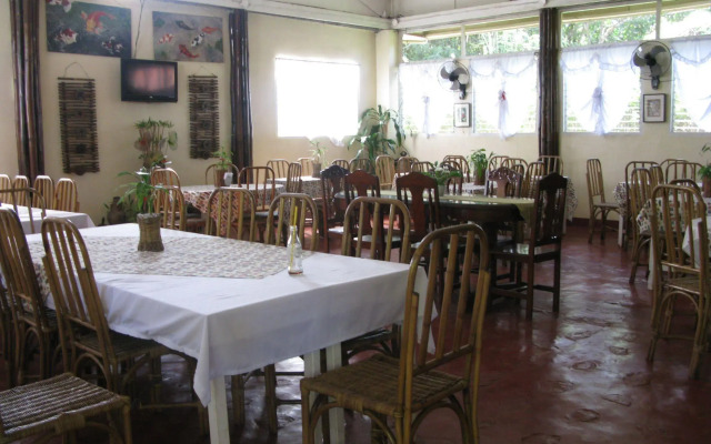 Bulwagang Princesa Tourist Inn & Restaurant