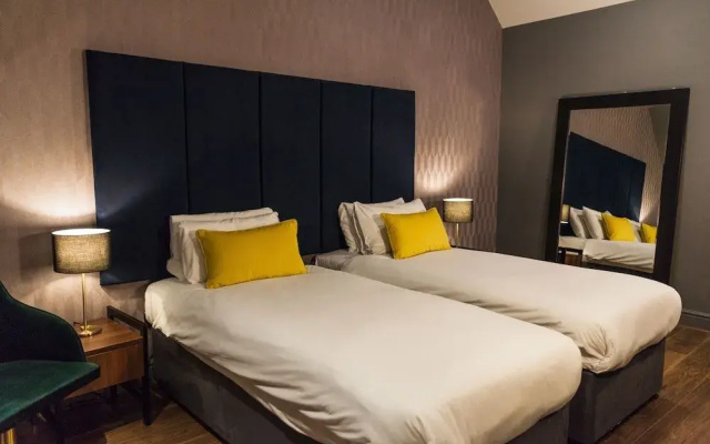 The Chesterton Hotel