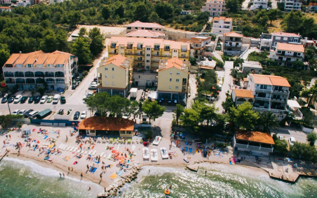 Villa Malo More
