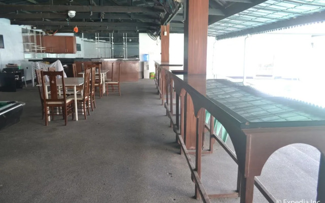 VF Four Season Hotel