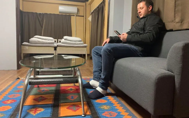 777 Takamatsu Guest House