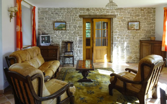 Semi-detached House, Benodet