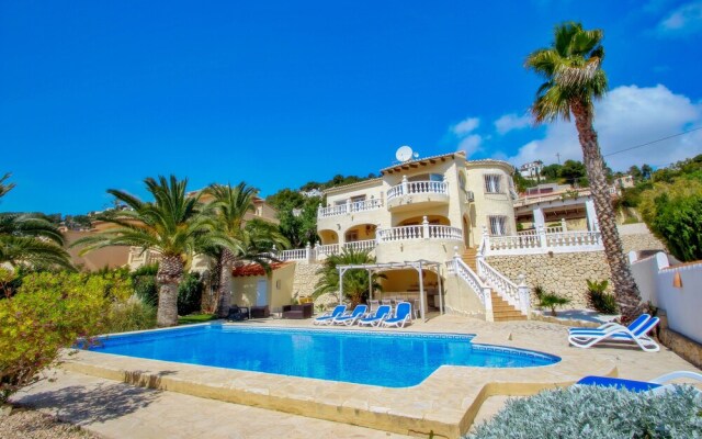 Fabya - Sea View Villa With Private Pool In Teulada