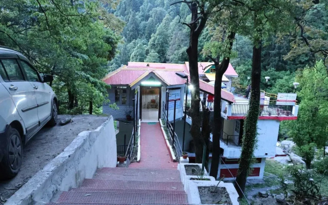 Dalhousie Hotel Paradise Hill View