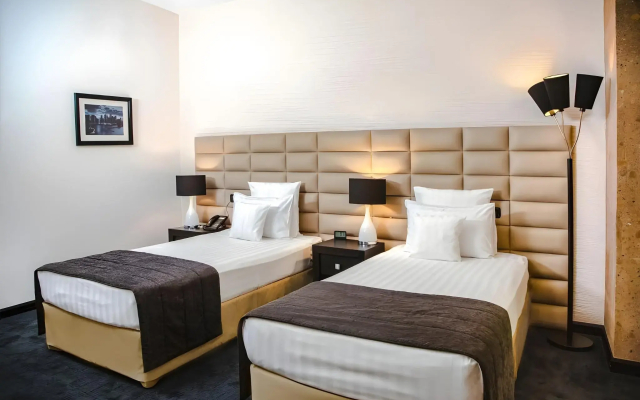 North Avenue Hotel