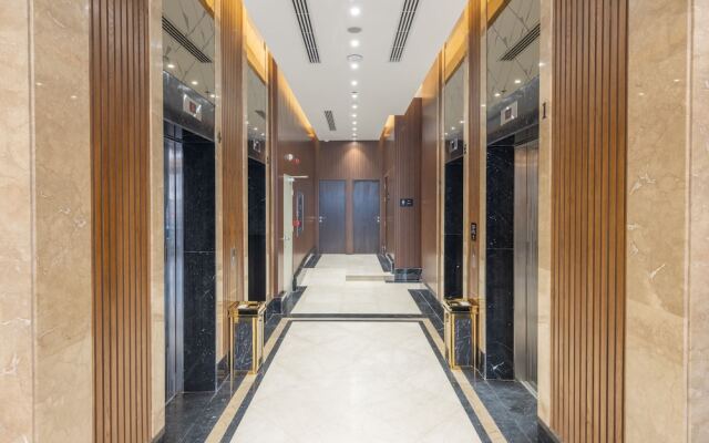 Three Pearls Musalli Makkah