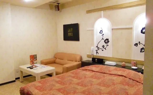 Hotel Allure (Adult Only)