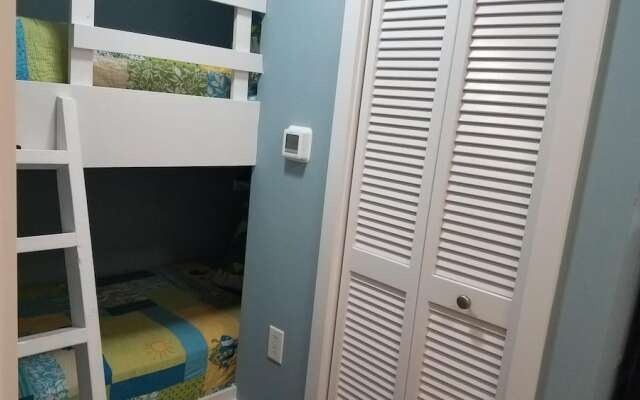 Waterscape 1 Bedroom Apartment by BnD