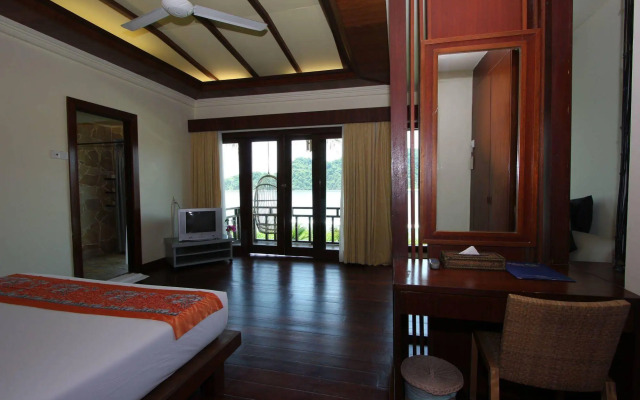 Gem Island Resort & Spa